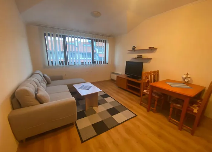 Cedar Lodge Next To Lift One Bedroom Apartment
