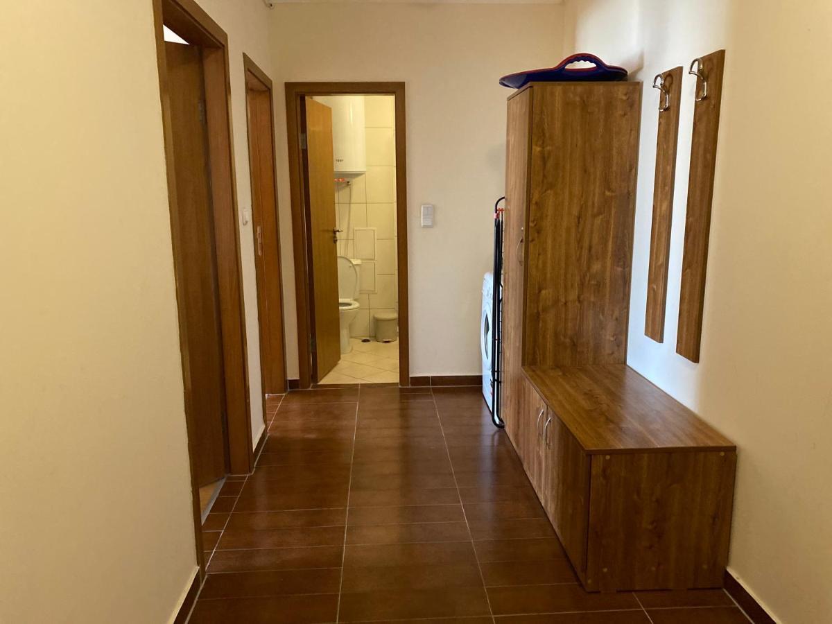 Cedar Next To Lift One Bedroom Банско