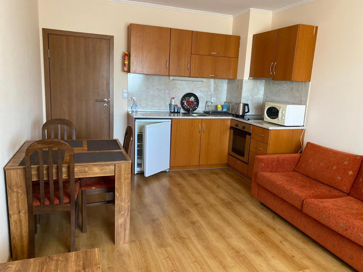 Cedar Next To Lift One Bedroom Апартамент Банско