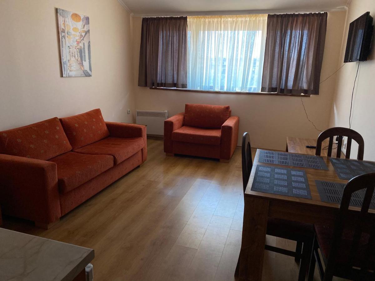 Cedar Next To Lift One Bedroom Апартамент Банско