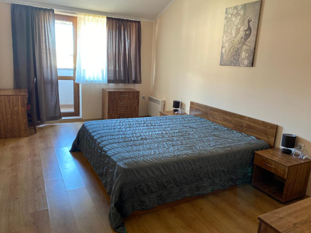 Апартамент Cedar Next To Lift One Bedroom *