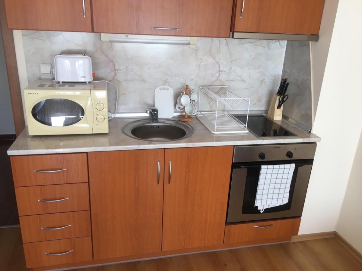 Апартамент Cedar Next To Lift One Bedroom