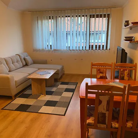 Cedar Lodge Next To Lift One Bedroom Apartment Μπάνσκο Δωμάτιο φωτογραφία